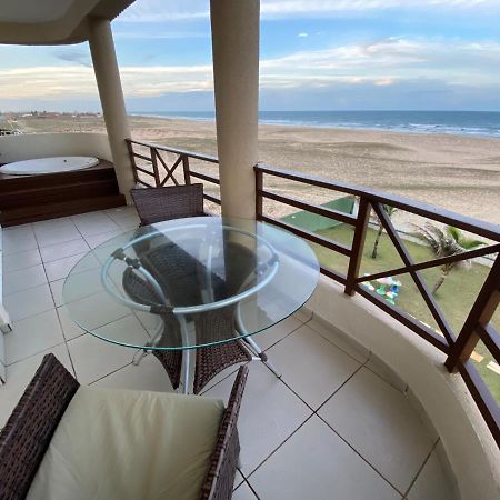 Taíba Beachfront Apt & Jacuzzi מראה חיצוני תמונה